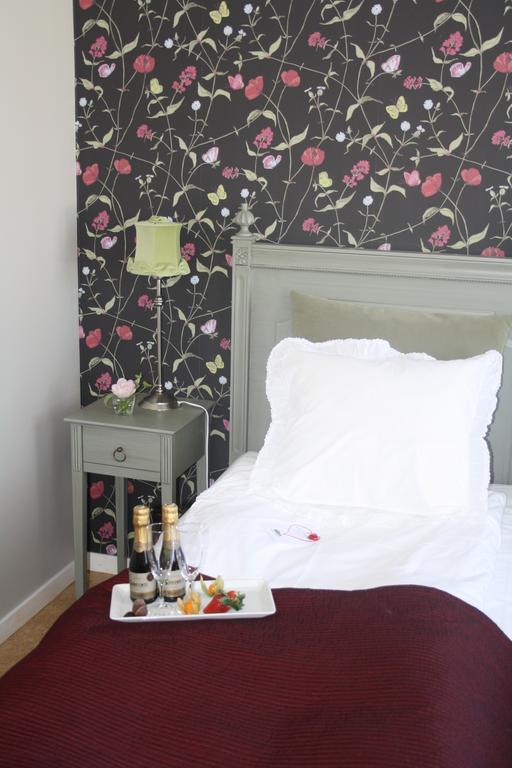 Stiftsgarden Konferens & Hotell Skellefteå Pokoj fotografie